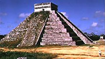 Pyramid aat Chichen Itza